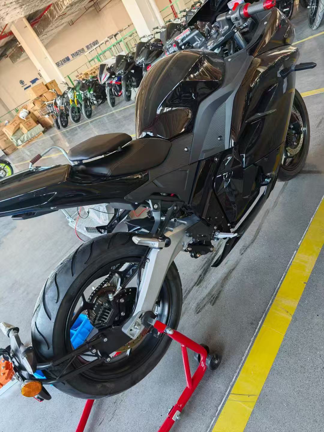 2024 Newest Fast Speed 72V Ele - 72V 5000W Electric Motorcycle recension och pris